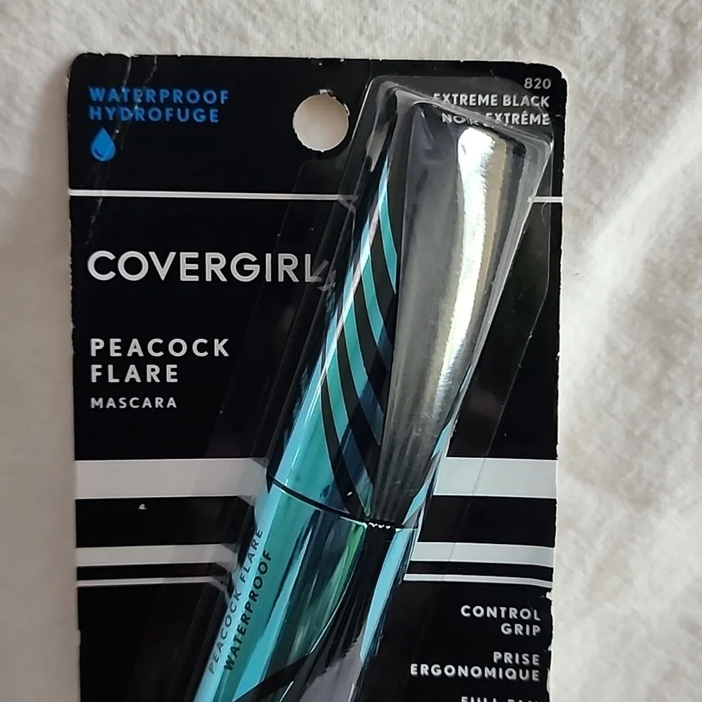 Covergirl peacock flare control grip mascara